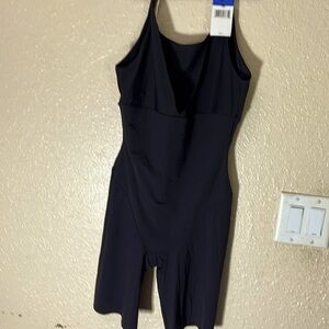 Shape wear size XL black open crotch